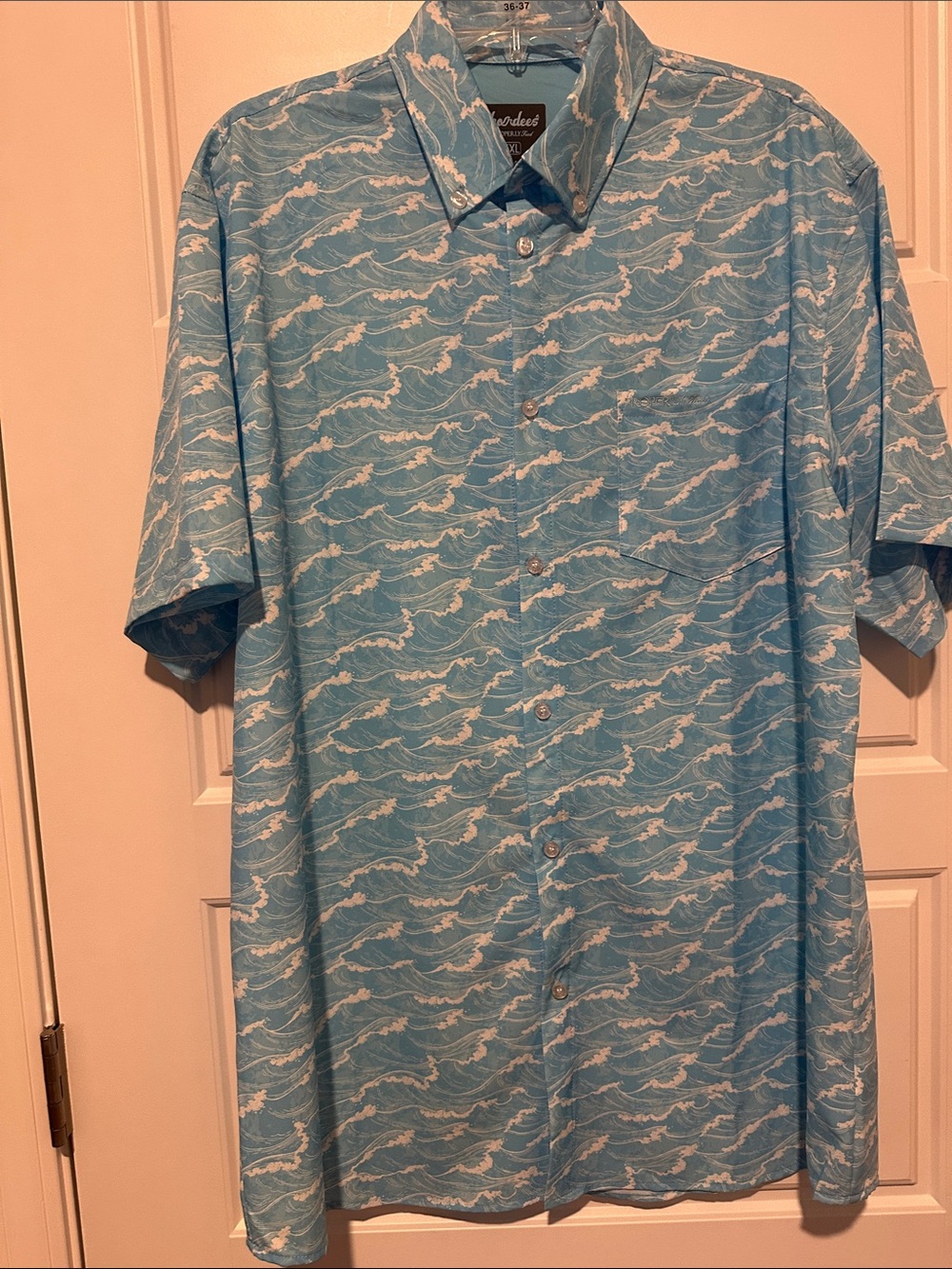 Light Blue Wave-Print Short Sleeve Button-Down Shirt
